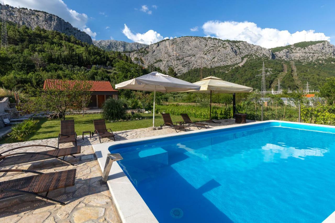 Apartments Bubalo Омиш Экстерьер фото